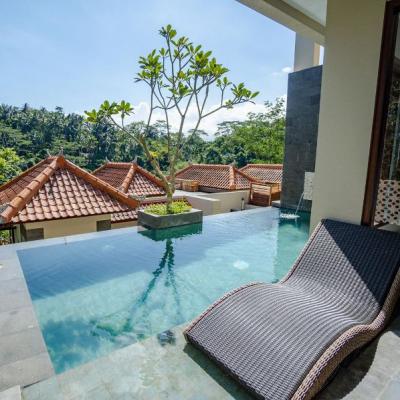 METLAND OPERASIKAN VENYA VILLA UBUD INCAR INVESTOR ASING